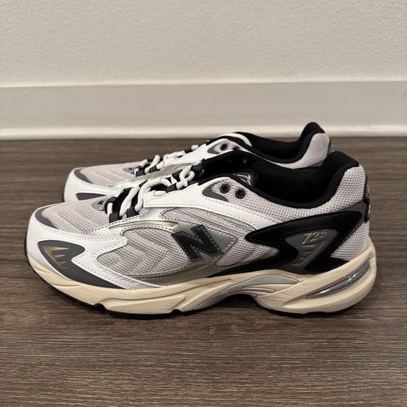 New Balance 725v1 sz 12
